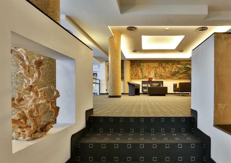 فندق ايرفينغفي  فندق دبل تري باي هيلتون دالاس - دي إف دبليو إيربورت نورث المظهر الخارجي الصورة